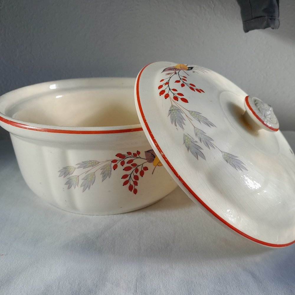 Vintage Crown Covered Casserole Ovenware Pot and Lid Floral Pattern